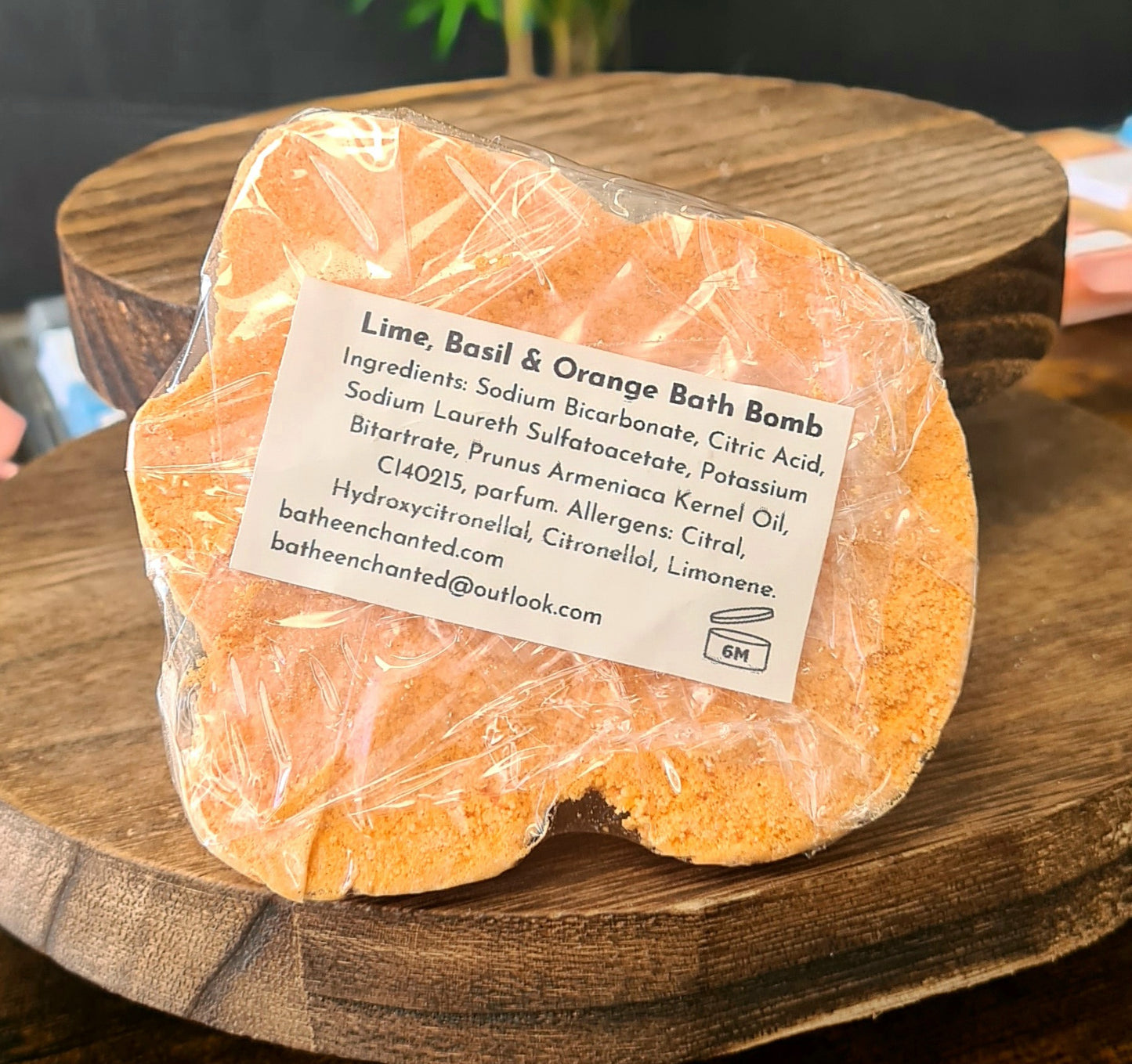 Reindeer Lime, Basil & Orange Bath Bomb – Zesty Holiday Cheer