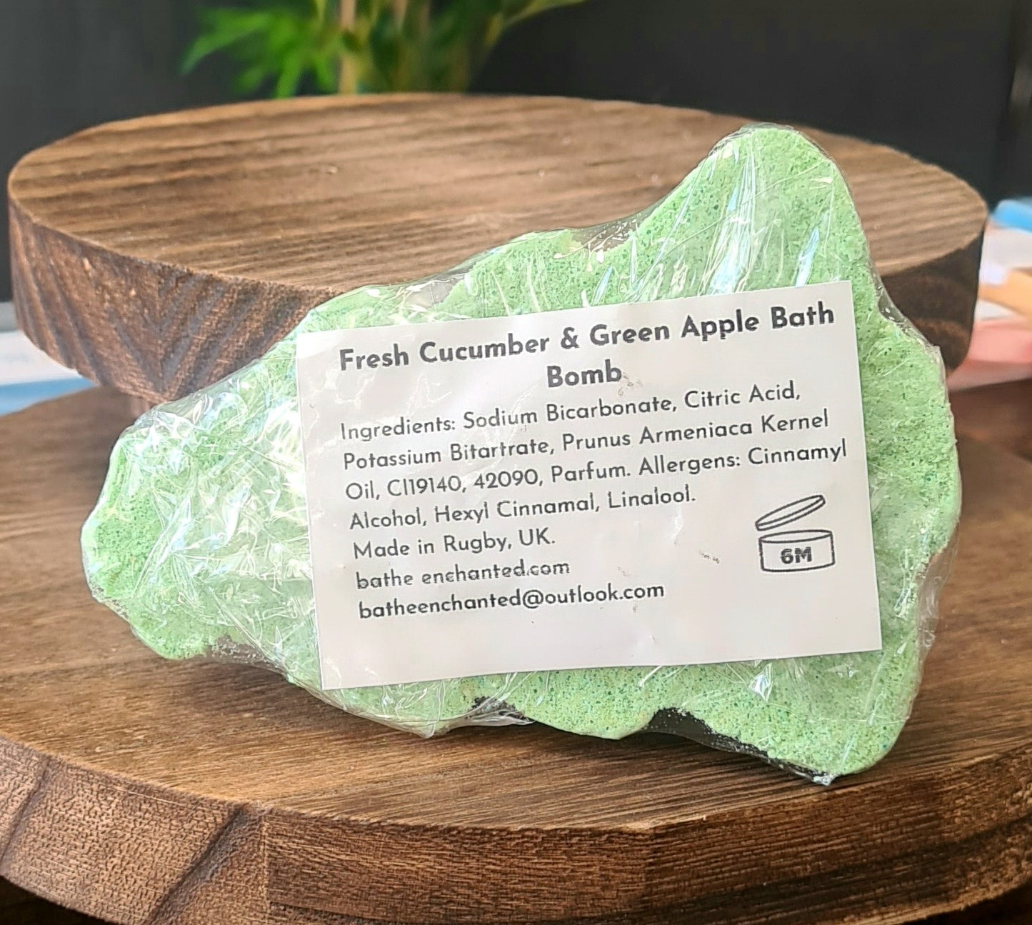 Christmas Tree Fresh Cucumber & Green Apple Bath Bomb – Crisp Holiday Refresh